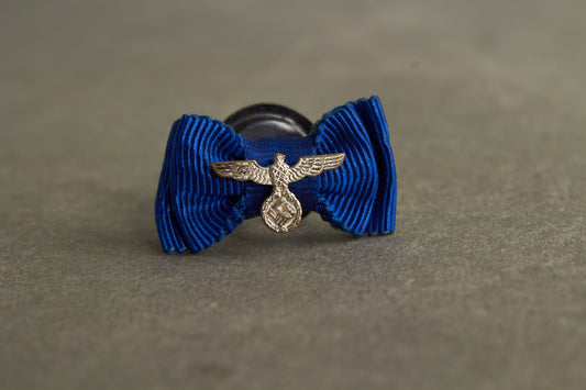 WW2 Tysk Wehrmacht "Dienstauszeichnung für 18 Jahre" Knaphulsspange. Sjælden. Original.