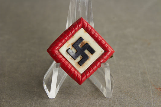 WW2 Tysk Tidlig NSDAP Sympatisør mærke i celluloid. Original.
