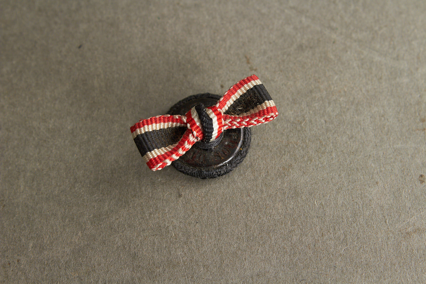 WW2 Tysk KVK Knaphuls Sløjfespange. Original.