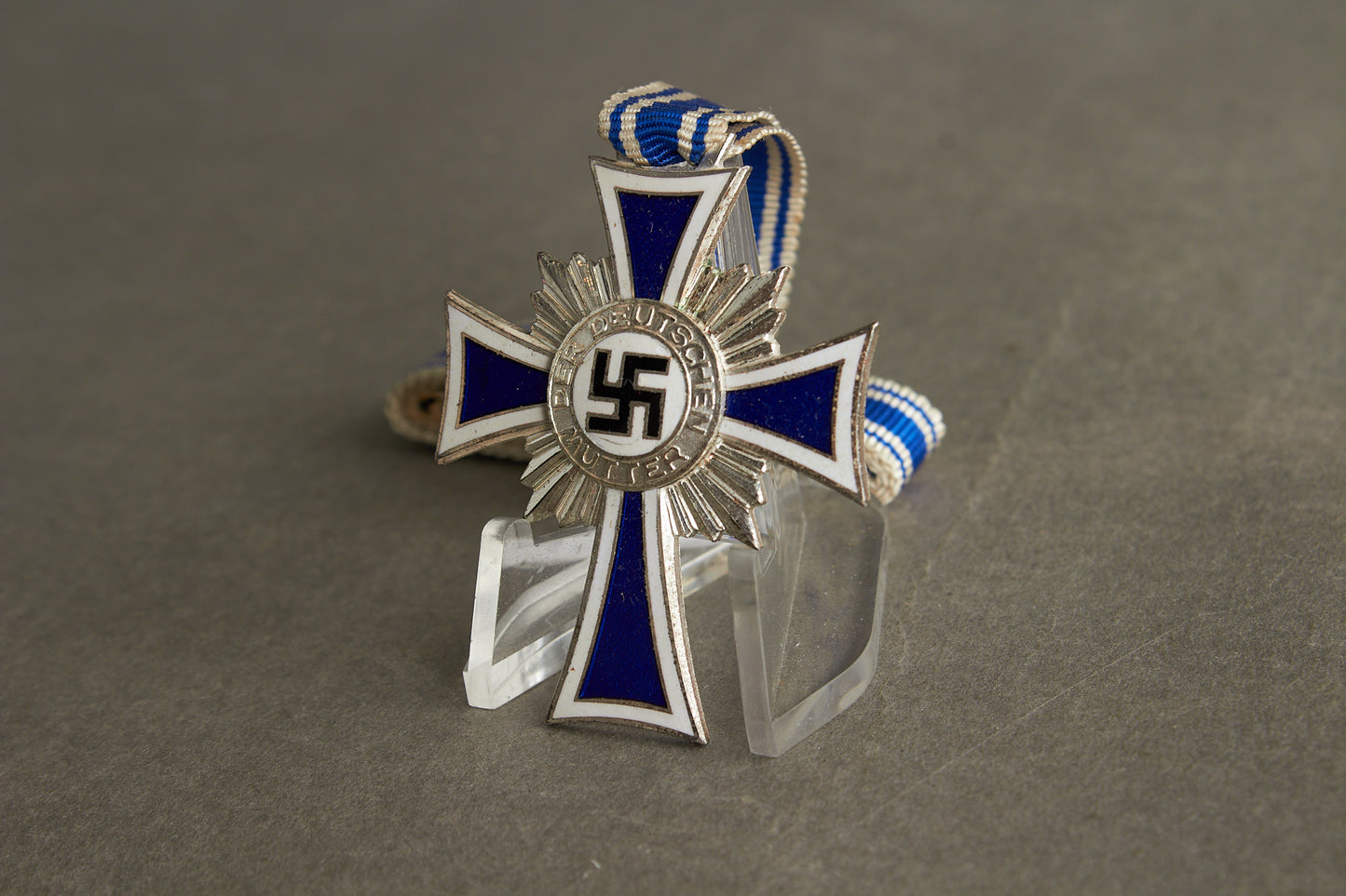 WW2 Tysk Mutterkreuz i Sølv. Mint stand. Original.