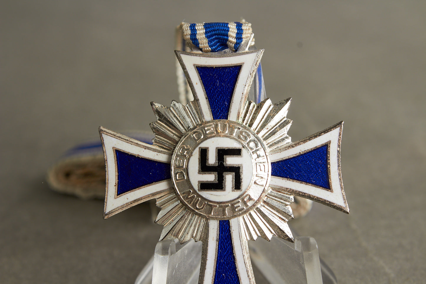 WW2 Tysk Mutterkreuz i Sølv. Mint stand. Original.
