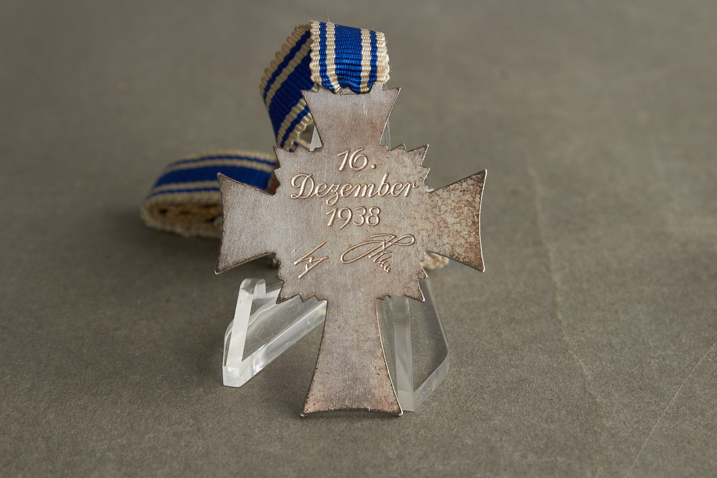 WW2 Tysk Mutterkreuz i Sølv. Mint stand. Original.