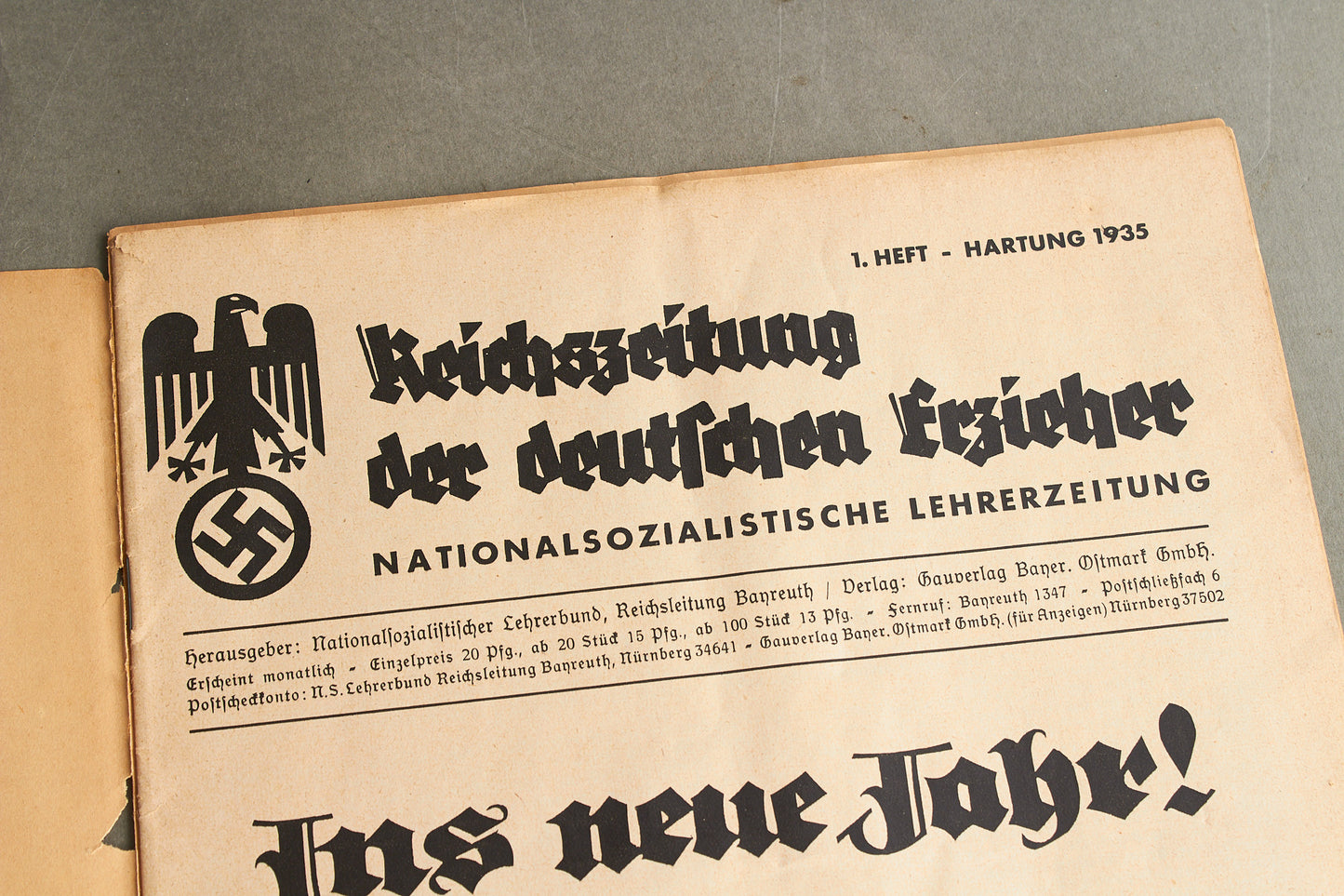 WW2 Tysk NSDAP Blad. Forside og bagside er løs. Original.