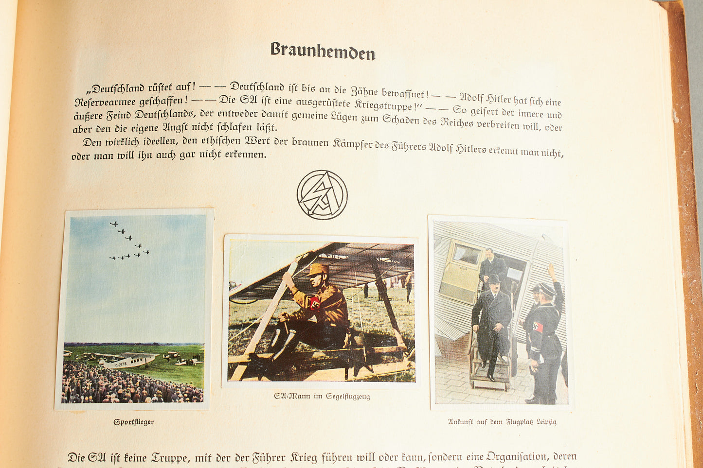 WW2 Tysk NSDAP "Cigaretten Album" "Kampf um's Drittes Reich". Næsten komplet. Original.