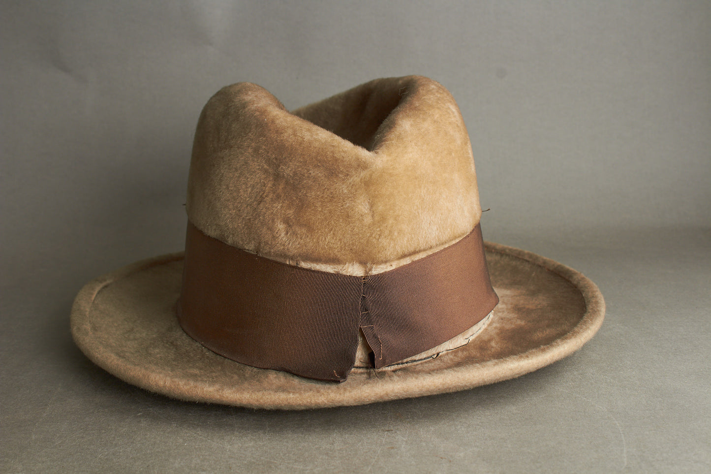WW1/WW2 Tysk Hat fra 1920/30'erne. God til display. Original.