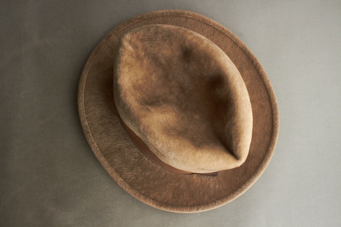 WW1/WW2 Tysk Hat fra 1920/30'erne. God til display. Original.