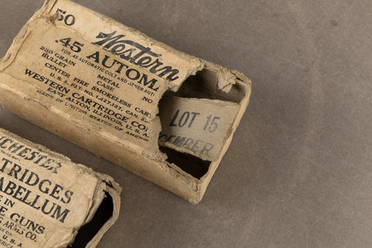 WW2 Amerikanske Patronæsker. Nedkastede og fundet i Danmark. Original.