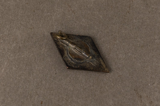 WW2 Tysk HJ Medlemsmærke. Nål knækket. Original.