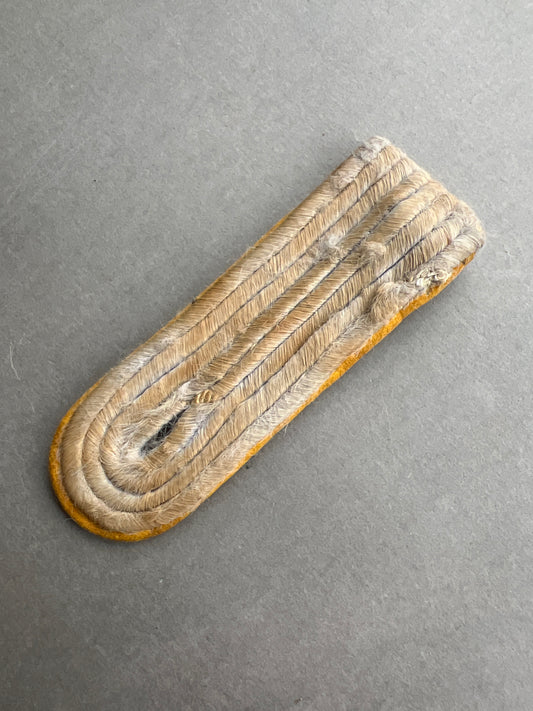 WW2 Tysk Luftwaffe Skulderstrop for flyvende personel. Original.