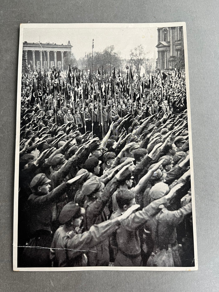 WW2 Tysk "Cigaretten Album" Billede. 12x17 cm. Godt HJ motiv. Original.