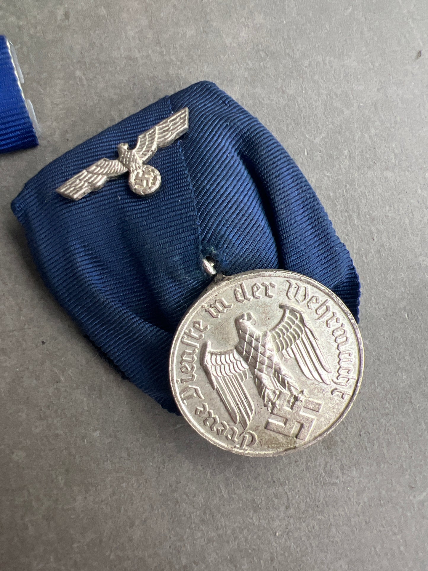 WW2 Tysk Wehrmacht "Treudienst" i 4 år. Med spange. Original.