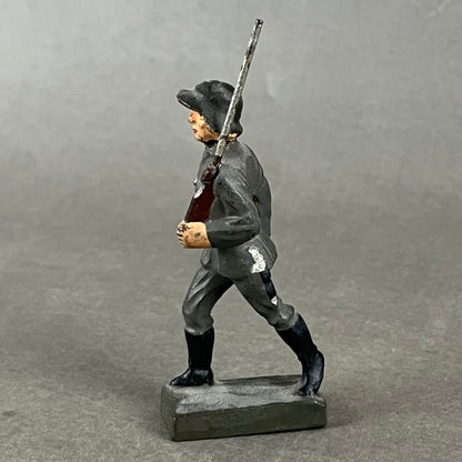 WW2 Tysk Lineol Legetøjssoldat. Original.