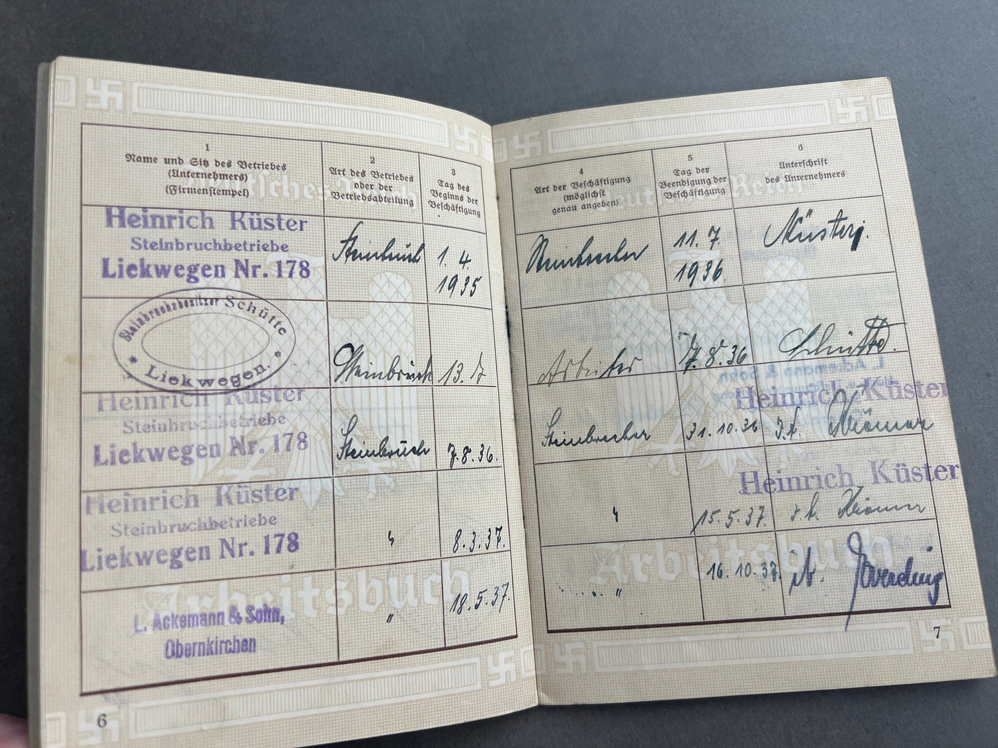 WW2 Tysk Arbeitsbuch. Original.