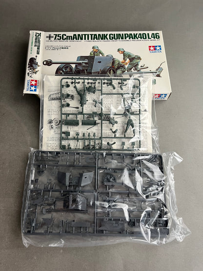 Ældre Samle-/Modelsæt. "7,5cm Antitank". Ubrudt emballage.