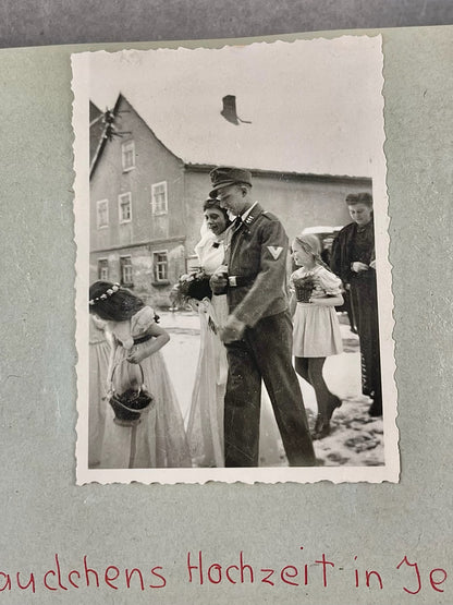 WW2 Tysk Fotoalbum fra 1930/1940'erne Enkelte gode billeder. Original.