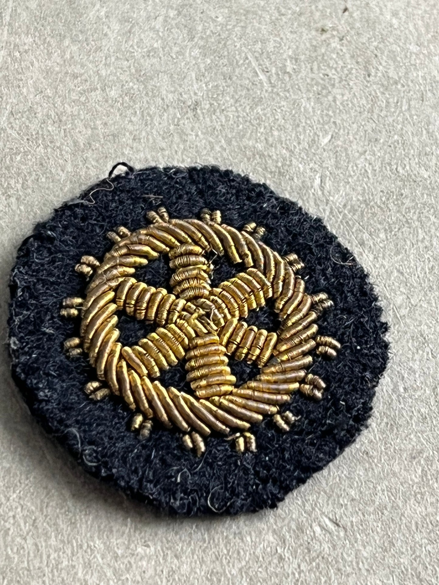 WW2 Tysk Matchende Kriegsmarine Officer Manchetmærke. Den lille model. Original.