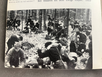 WW2 Tysk HJ Bog. Med Hilsen/Dedikation. Mange gode billeder. Original.