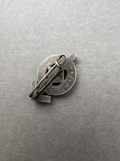 WW2 Tysk "HJ-Leistungsabzeichen" i Sølv. Miniature. Fremstiller RZM M1/34. Original.