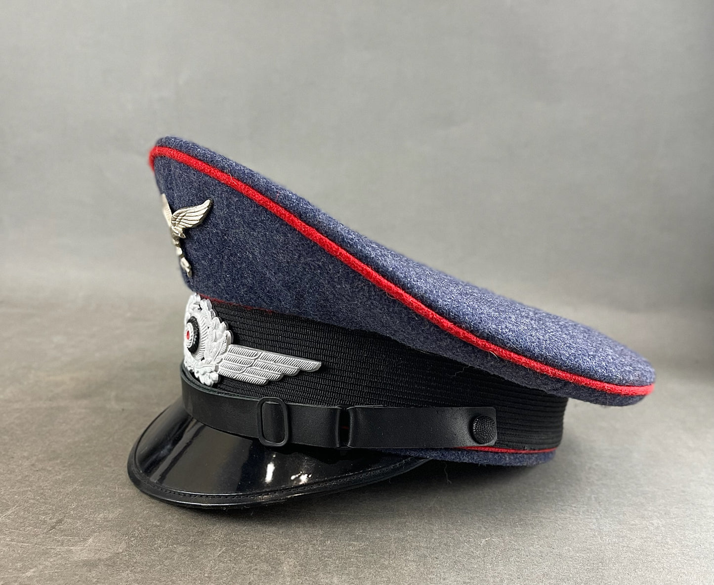 WW2 Tysk Luftwaffe Kasket. Efterkrigs.