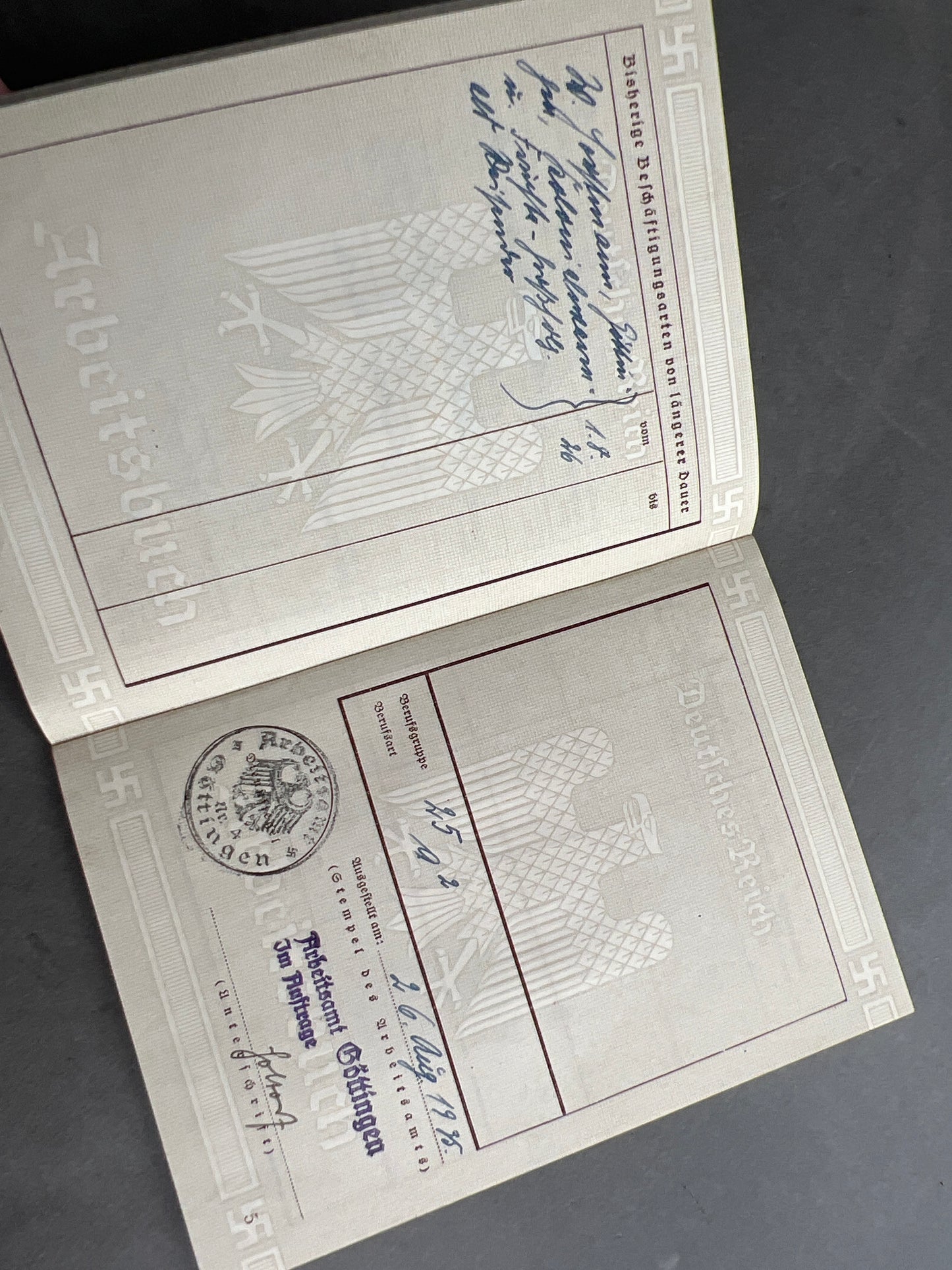 WW2 Tysk Arbeitsbuch. Original.