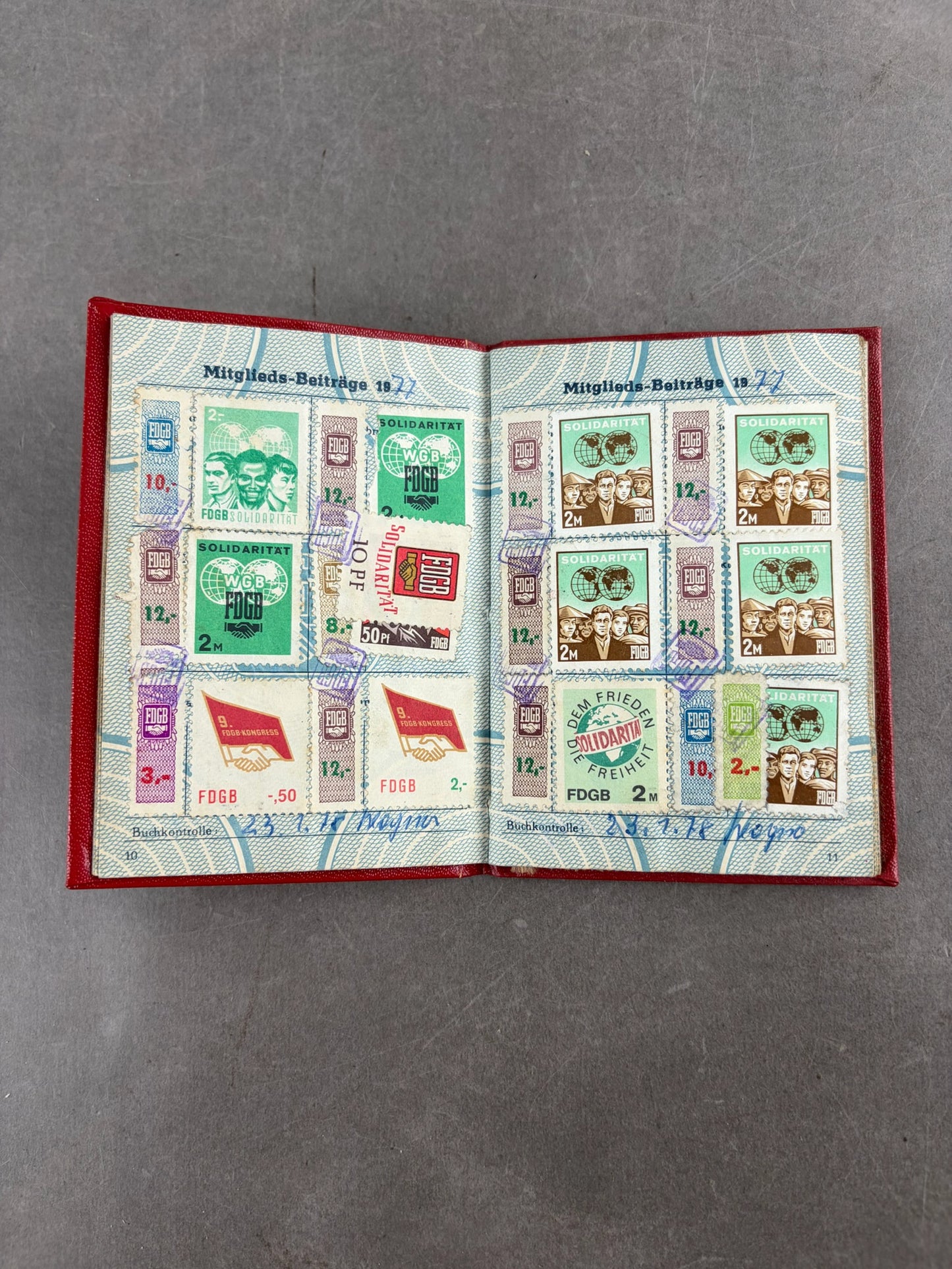 Østtysk DDR Lot af "Medlemsbøger". Original.