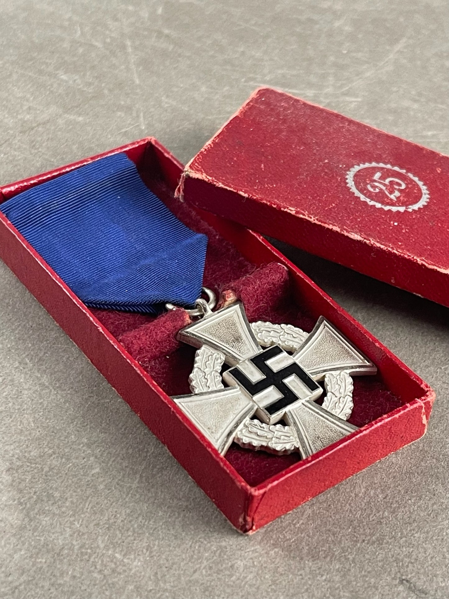 WW2 Tysk Treudienst 25 års tjeneste i æske. Original.