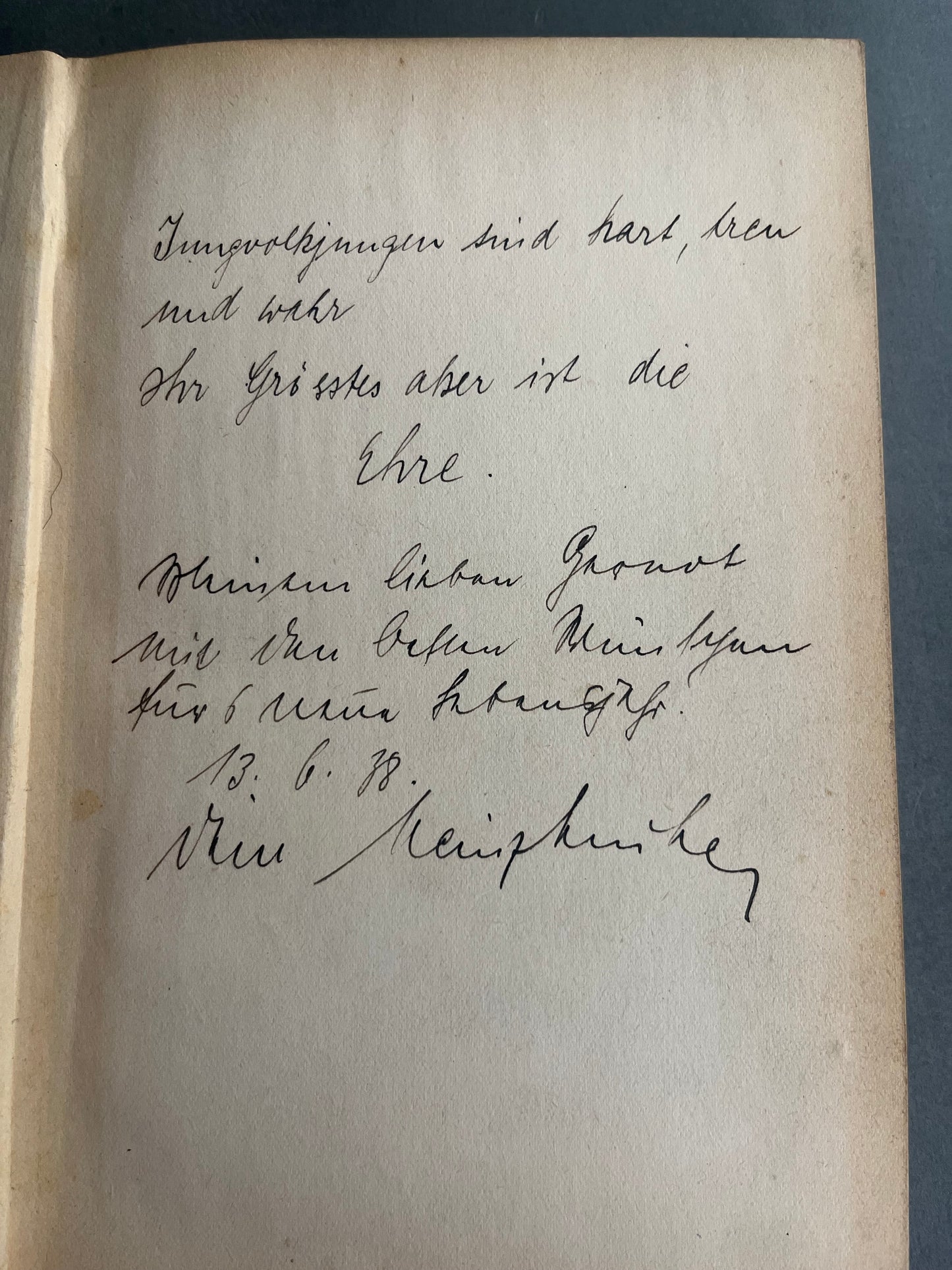 WW2 Tysk HJ Bog. Med Hilsen/Dedikation. Mange gode billeder. Original.