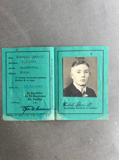 WW2 Tysk NSFK "Segelflieger-Ausweis". Sjælden. Original.