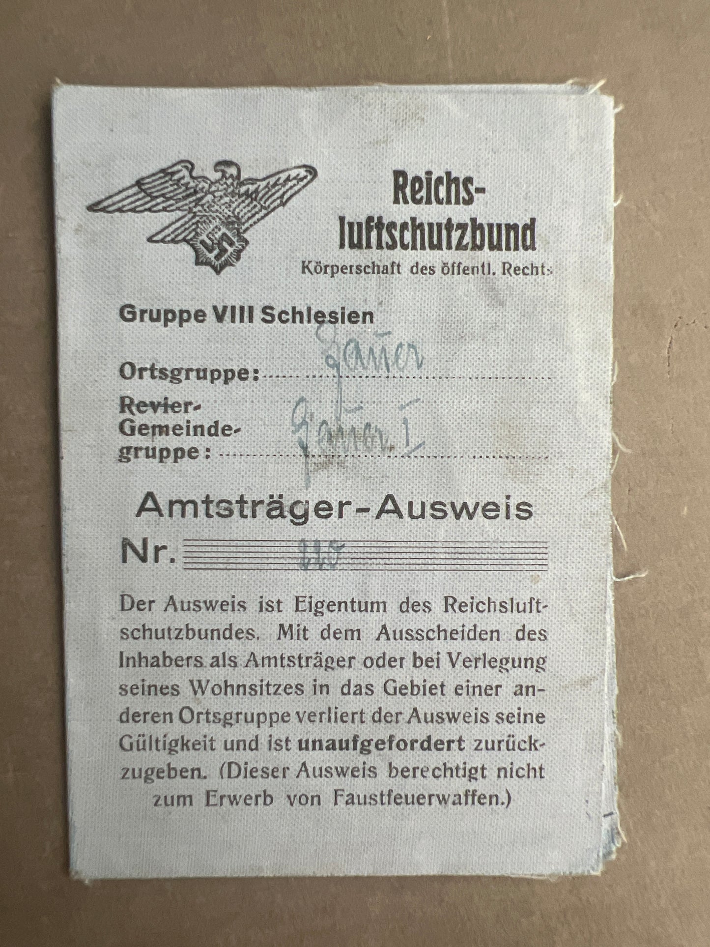 WW2 Tysk "Reichsluftschutzbund Ausweis". Original.