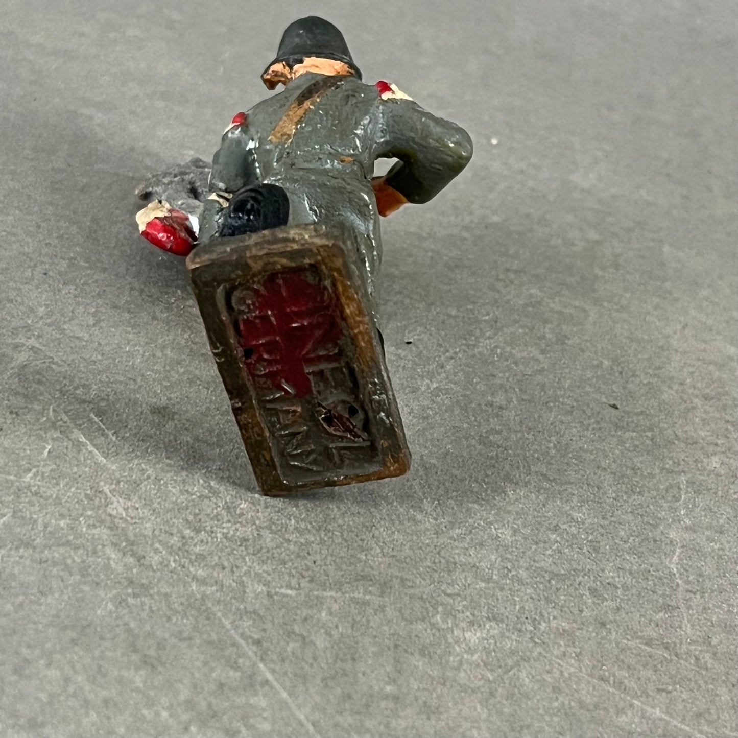 WW2 Tysk Lineol Legetøjssoldat. Original.