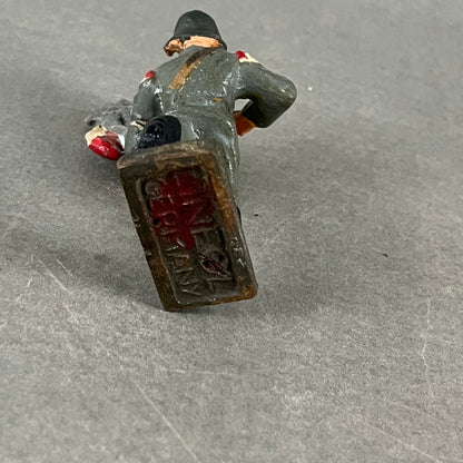 WW2 Tysk Lineol Legetøjssoldat. Original.