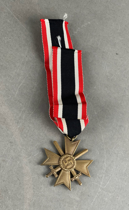 WW2 Tysk Kriegsverdienstkreuz 2. Klasse m. Sværd. Original.