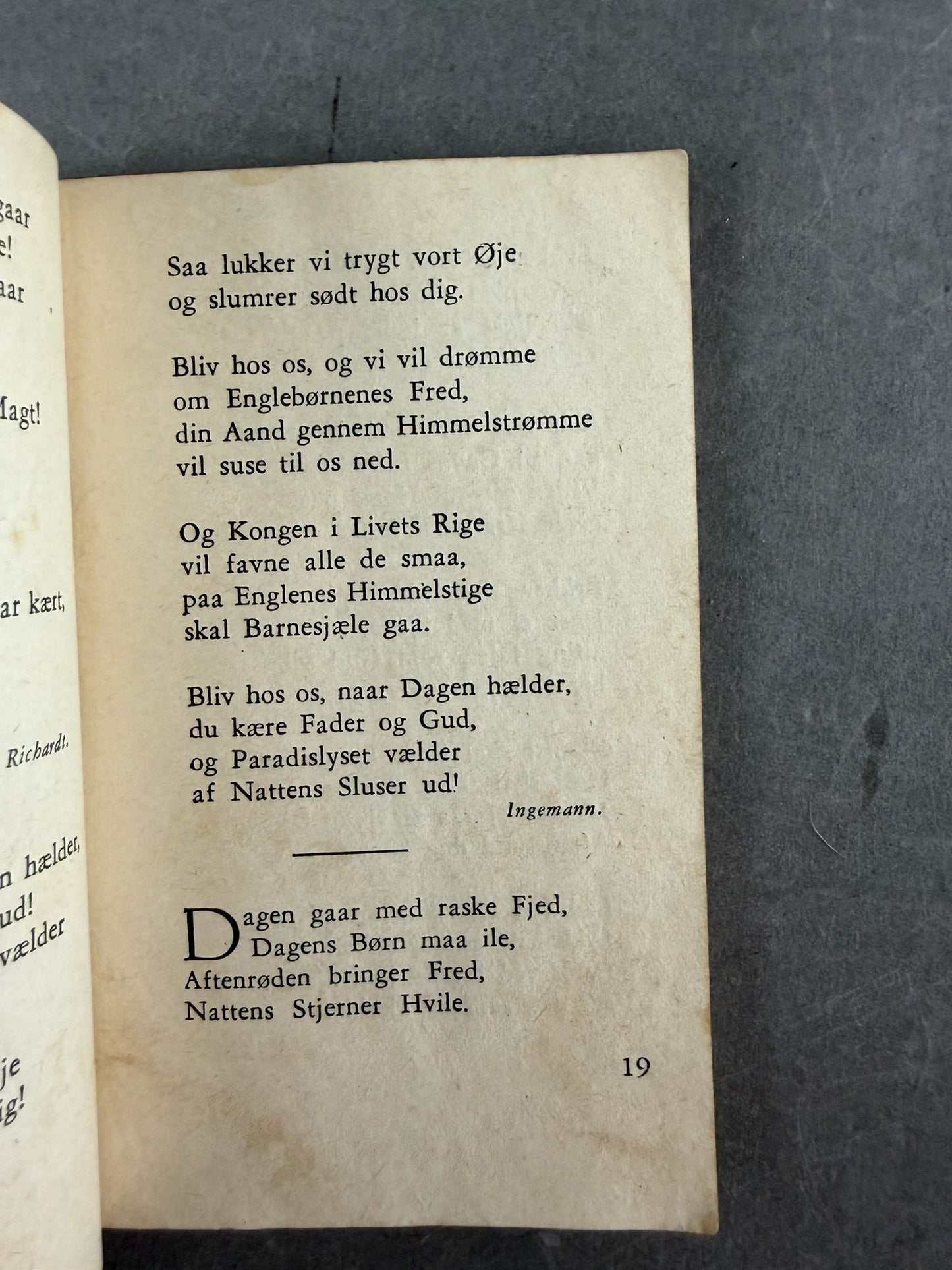 WW2 Dansk Folkesangbog fra 1940. Original.