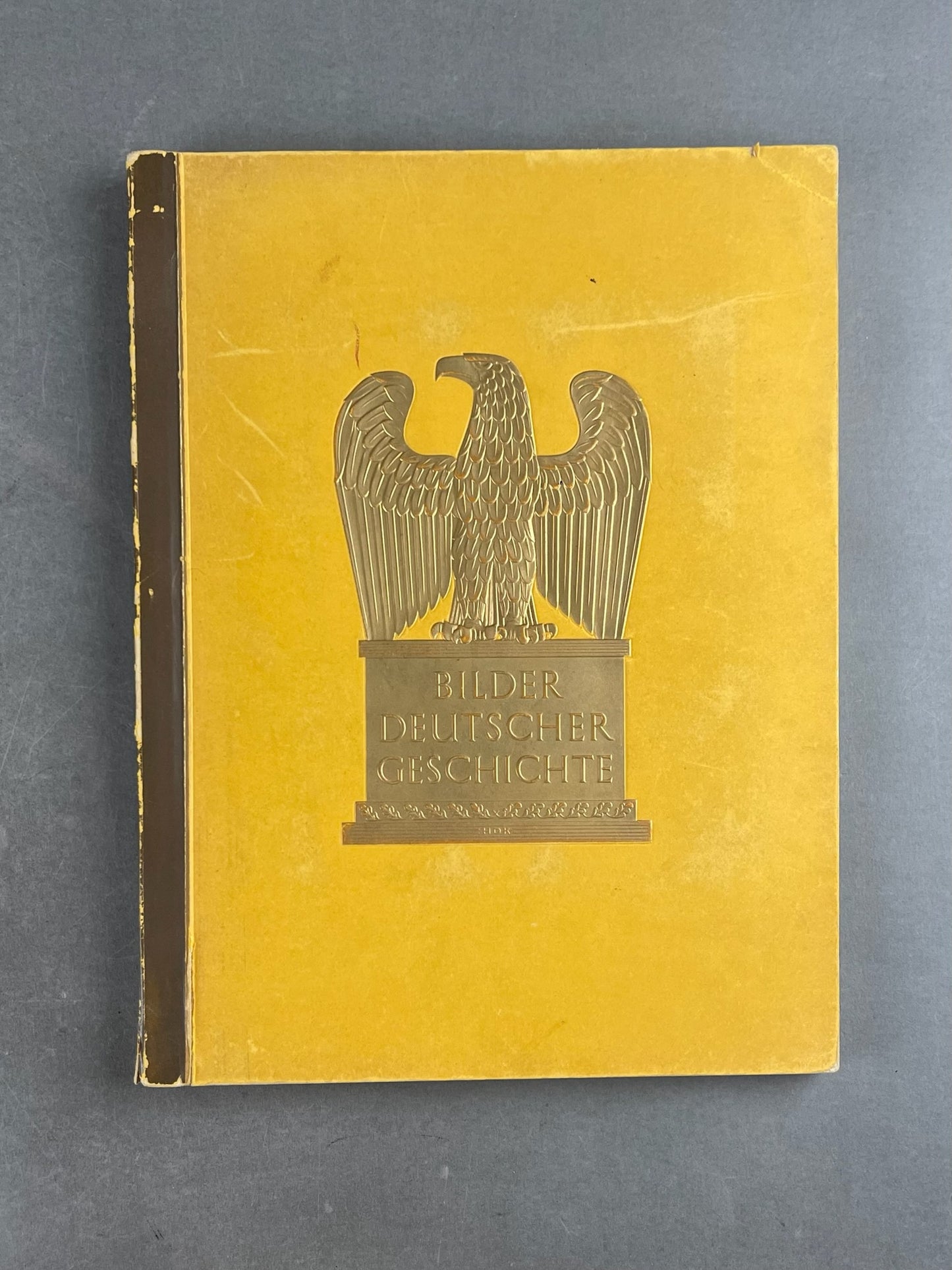 WW2 Tysk Stort "Cigaretten Album". Komplet. 23x31cm. Original.