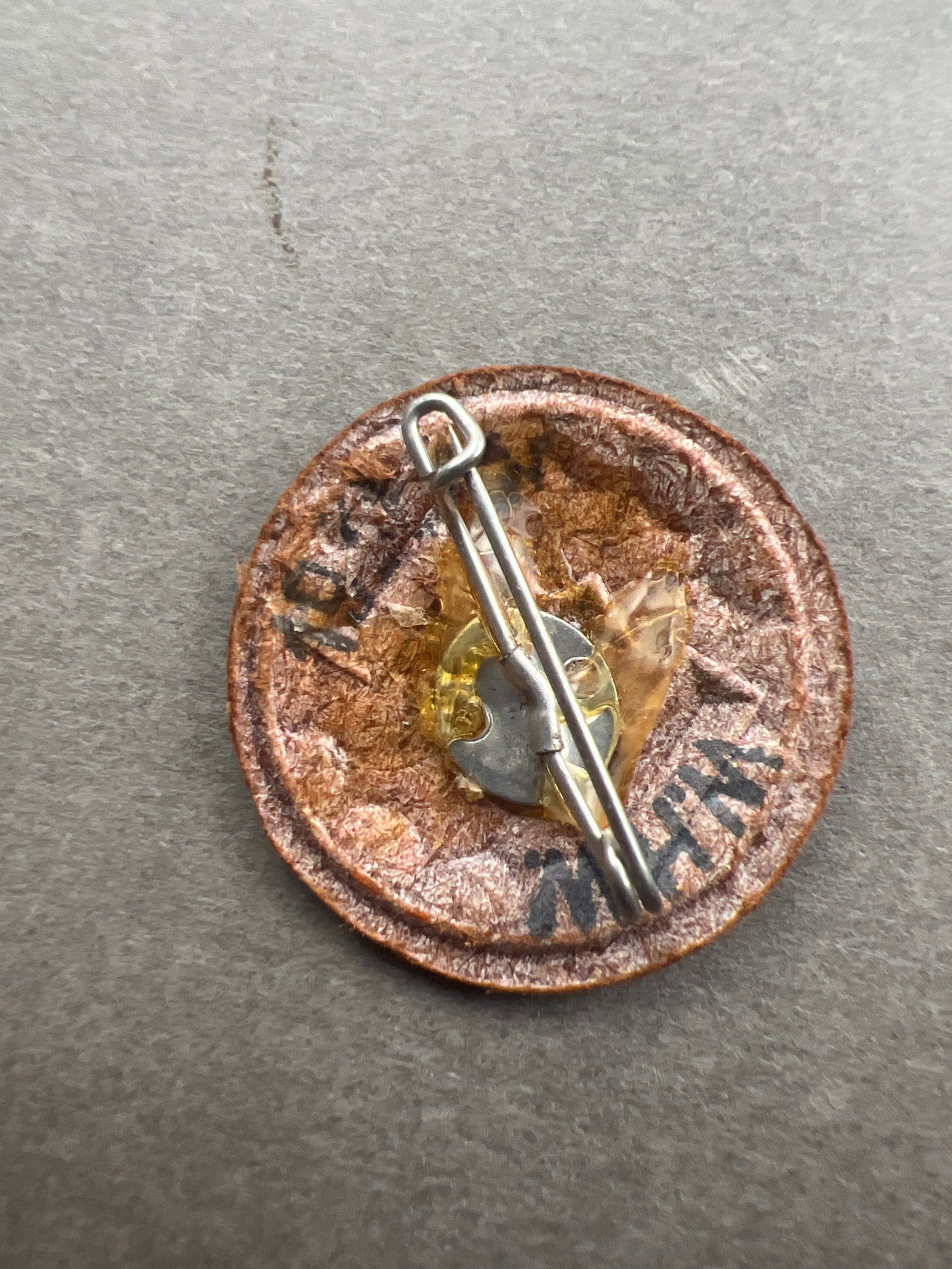 WW2 Tysk WHW Rune-Tinnie. Original.