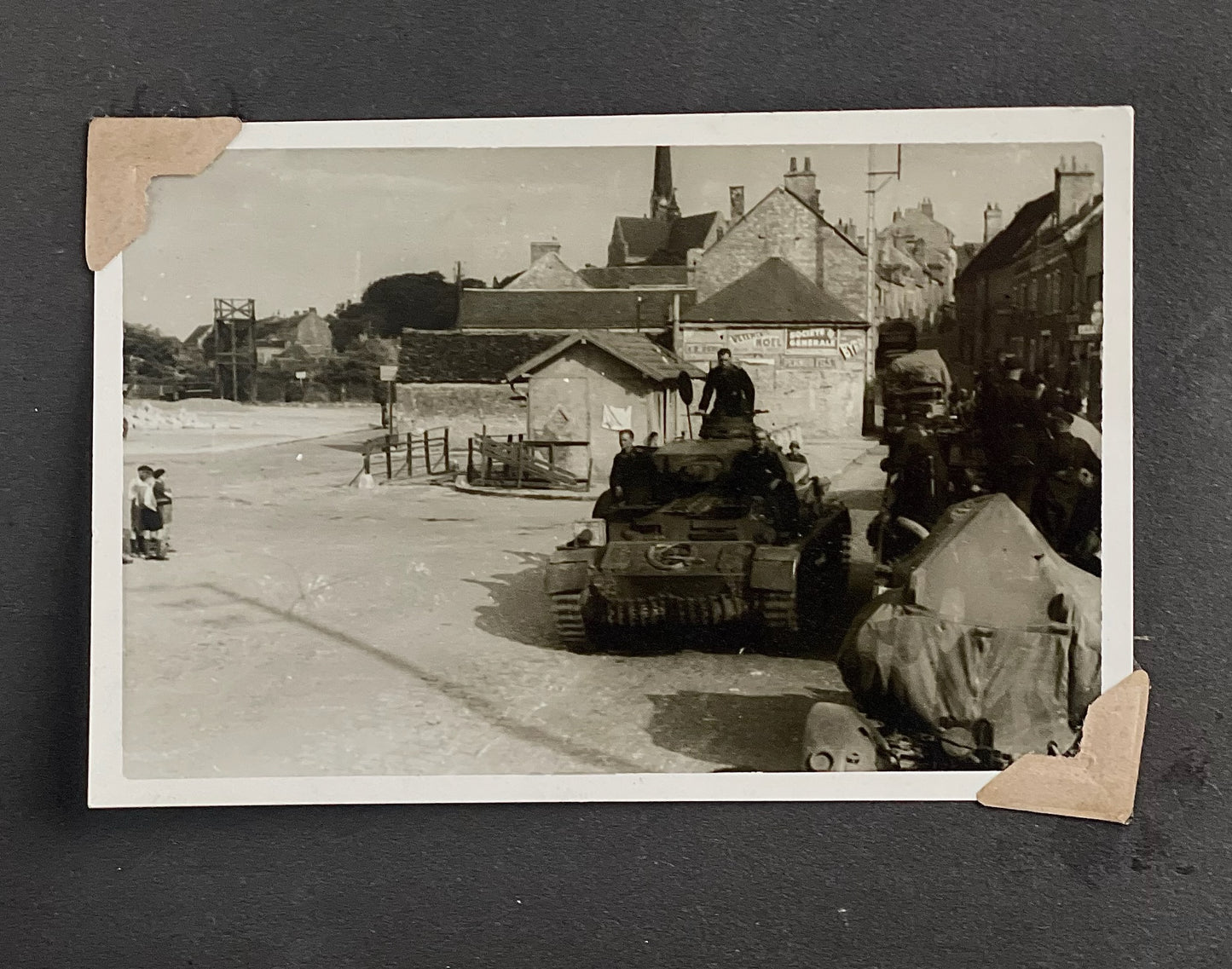 WW2 Tysk Wehrmacht Fotoalbum 1940'erne. MANGE(!) gode billeder fra felttoget i Frankrig. Original.