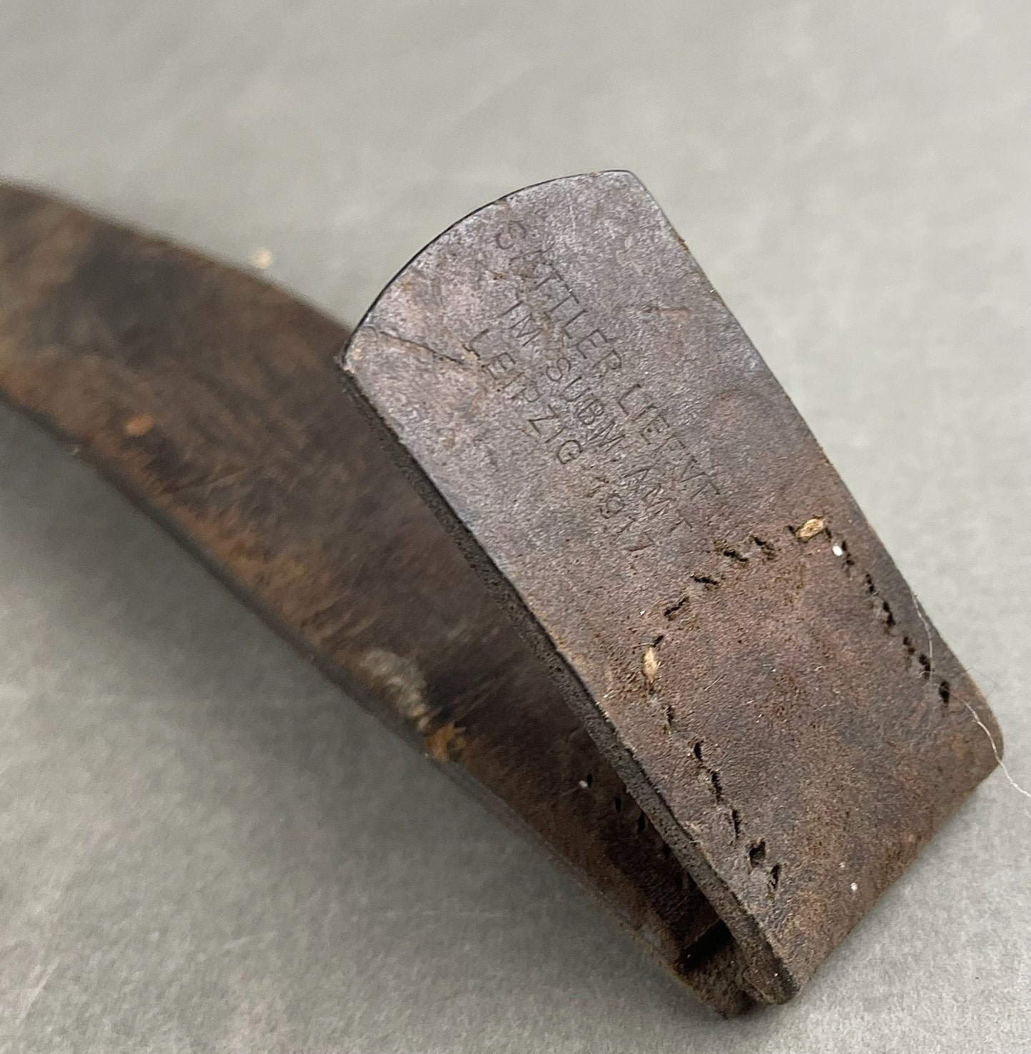 WW1 Tysk Afskåret Kampbælte fra 1917. Godt stemplet. Original.