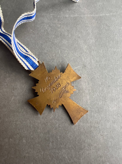 WW2 Tysk Mutterkreuz i Bronze. Original.