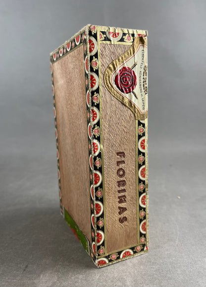 WW2 Tysk Cigaræske. Banderole med ørn og hagekors. Original.