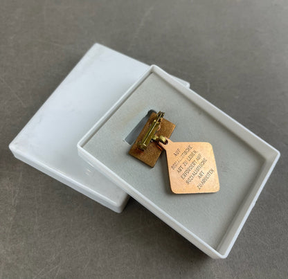 Østtysk DDR Medalje i Æske. Original.