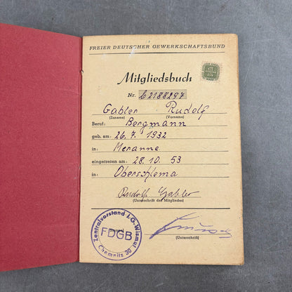 Østtysk DDR Lot af "Medlemsbøger". Original.