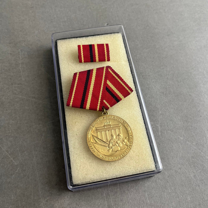 Østtysk DDR Medalje. I æske. Original.