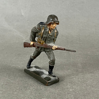 WW2 Tysk Lineol Legetøjssoldat. Original.