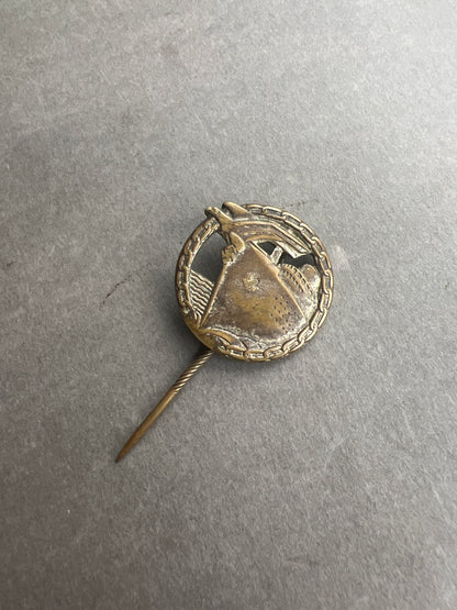 WW2 Tysk Kriegsmarine "Blockadebrecher abzeichen" Miniature. Original.