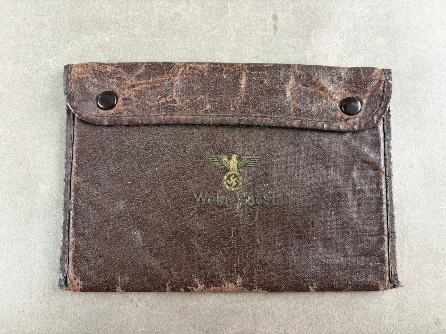 WW2 Tysk Wehrpass Omslag. Sjælden. Original.