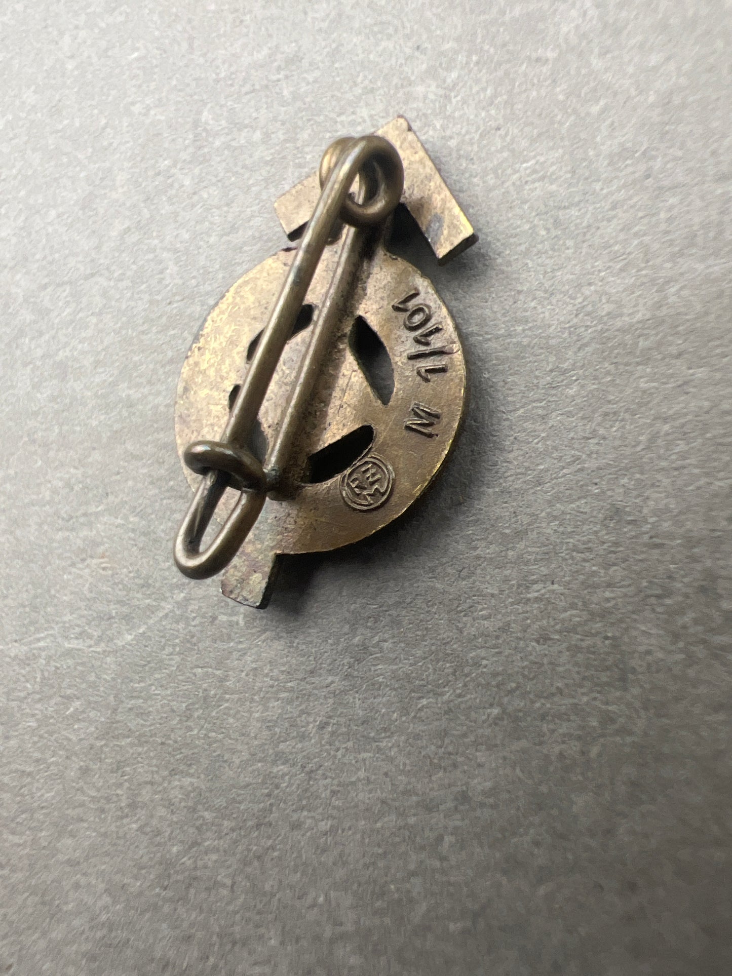WW2 Tysk "HJ-Leistungsabzeichen" i Bronze. Miniature. Fremstiller RZM M1/101. Original.