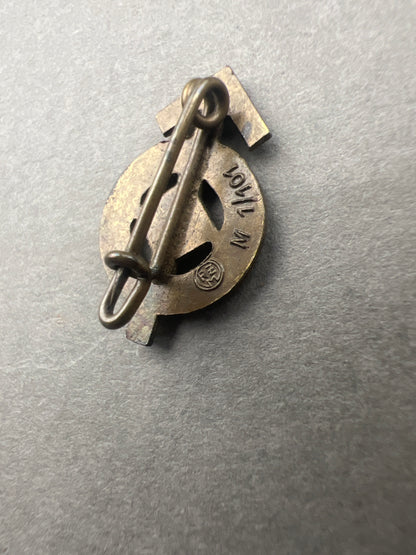 WW2 Tysk "HJ-Leistungsabzeichen" i Bronze. Miniature. Fremstiller RZM M1/101. Original.
