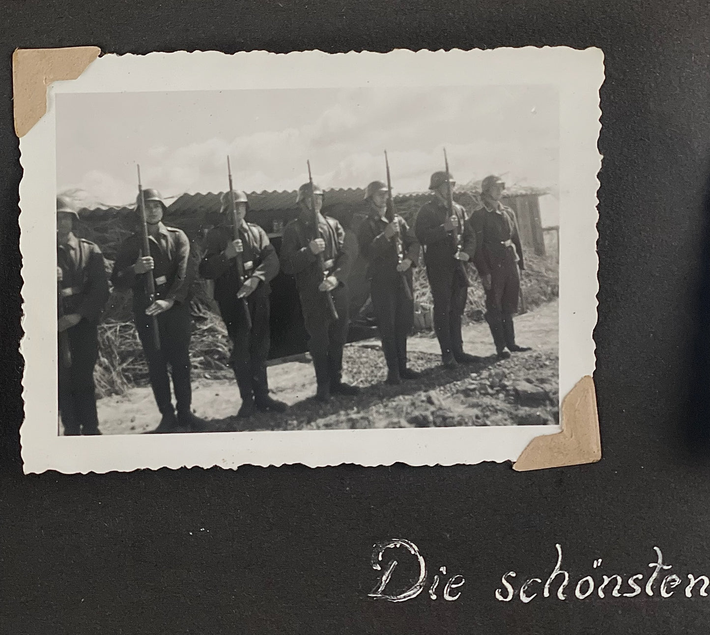 WW2 Tysk Wehrmacht Fotoalbum 1940'erne. MANGE(!) gode billeder fra felttoget i Frankrig. Original.