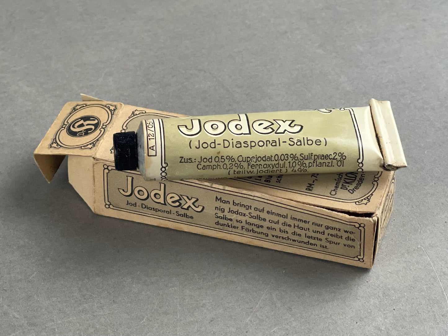 WW2 Tysk Heer "Jodex" Tube med jod. Original.