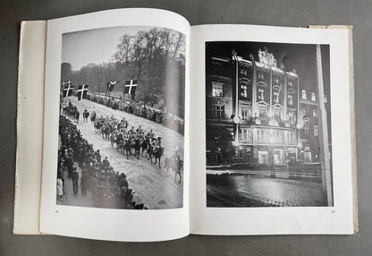 WW2 Dansk Kong Christian d. 10 Bog. Original.